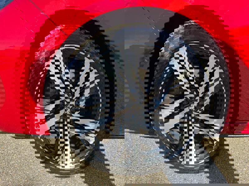 Image Peugeot 〵‸㈨㄰ⴸ⤾ 1.6 225 GT EAT8 Full leds Focal GPS Carplay Caméra Sièges cuir élec chauff à mémoires Régul adapt Cl